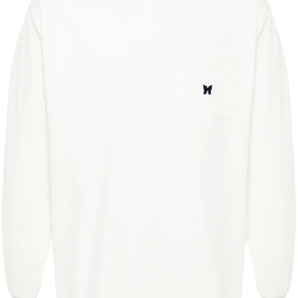 Футболка с вышивкой