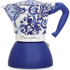 Большая кофеварка Moka Induction из коллаборации с Bialetti Большая кофеварка Moka Induction из коллаборации с Bialetti