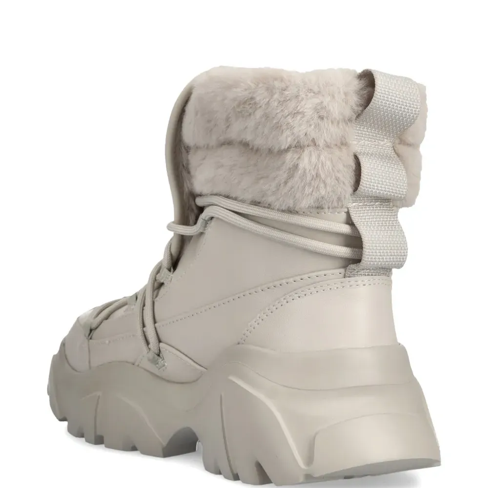 Кожаные ботинки