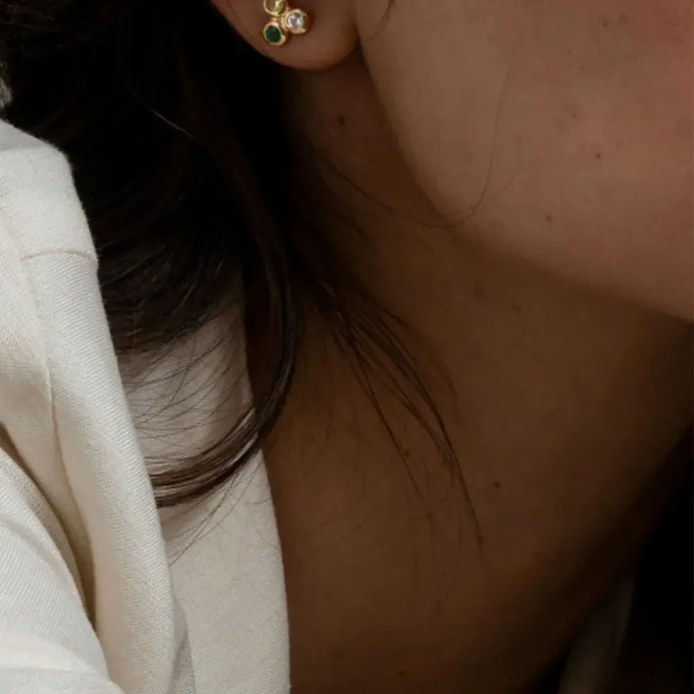 Серьги-гвоздики Greens' Array Trio