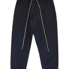 Джоггеры с нашивками