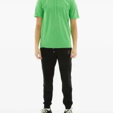 Футболка с вышитым логотипом