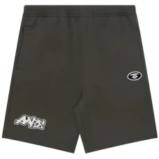 Спортивные шорты с аппликацией