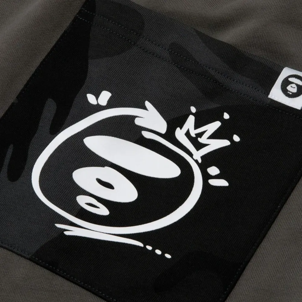 Спортивные шорты с аппликацией Спортивные шорты с аппликацией