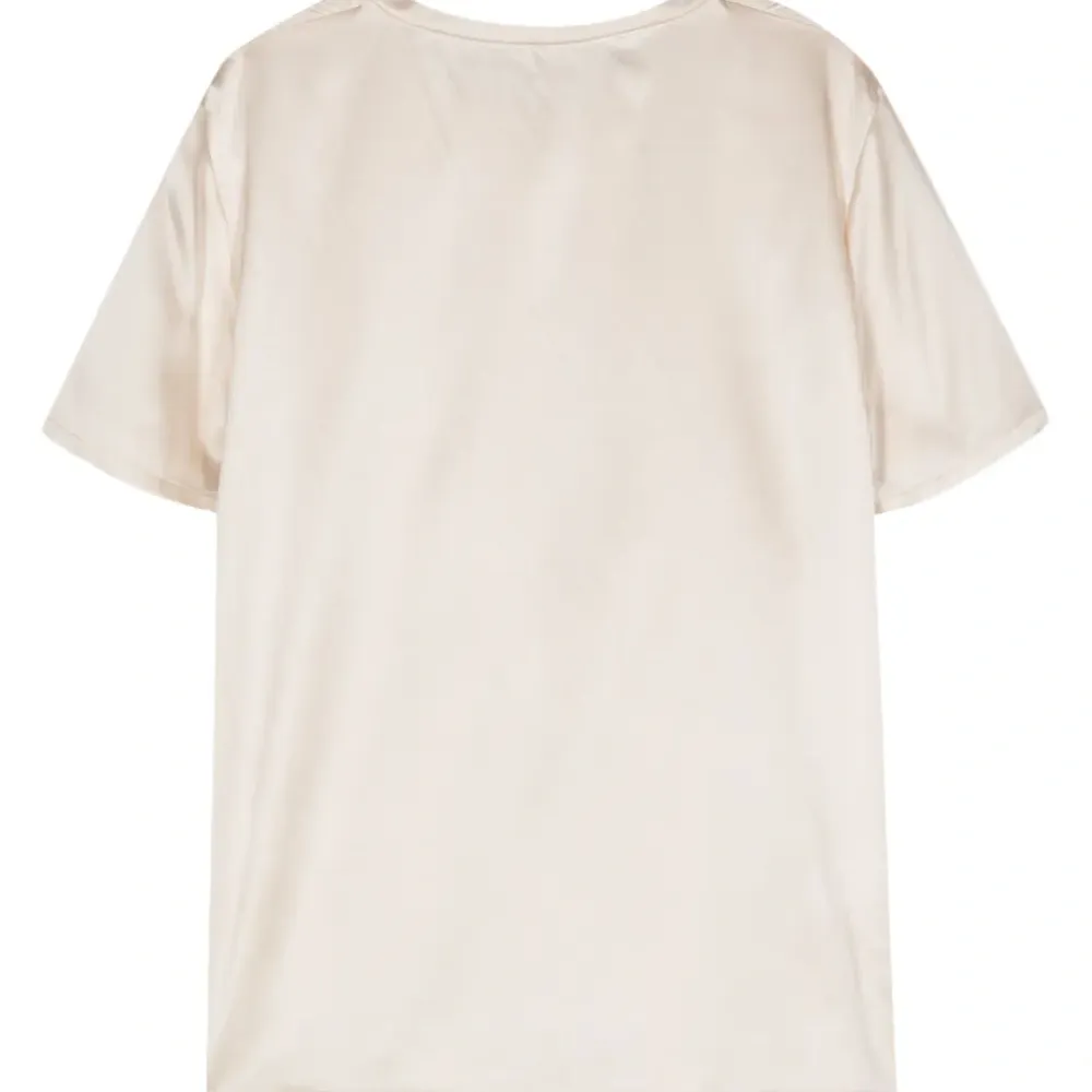 Атласная футболка с круглым вырезом