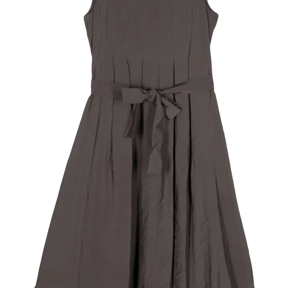 Платье миди без рукавов