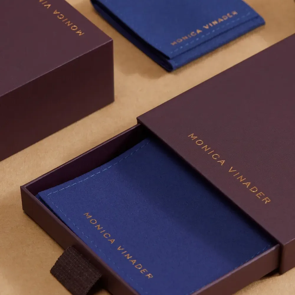 Колье May с подвеской Колье May с подвеской