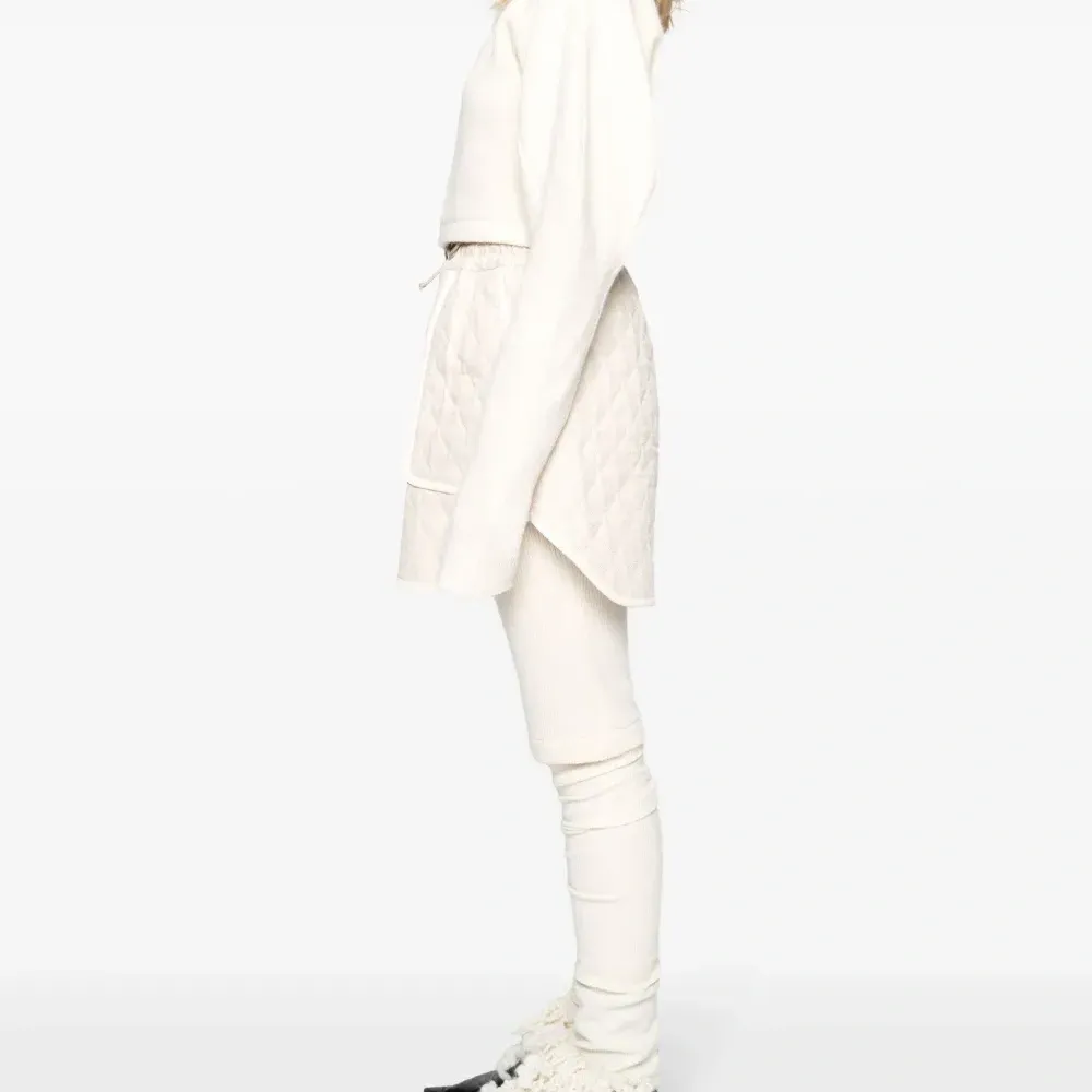 Укороченный топ