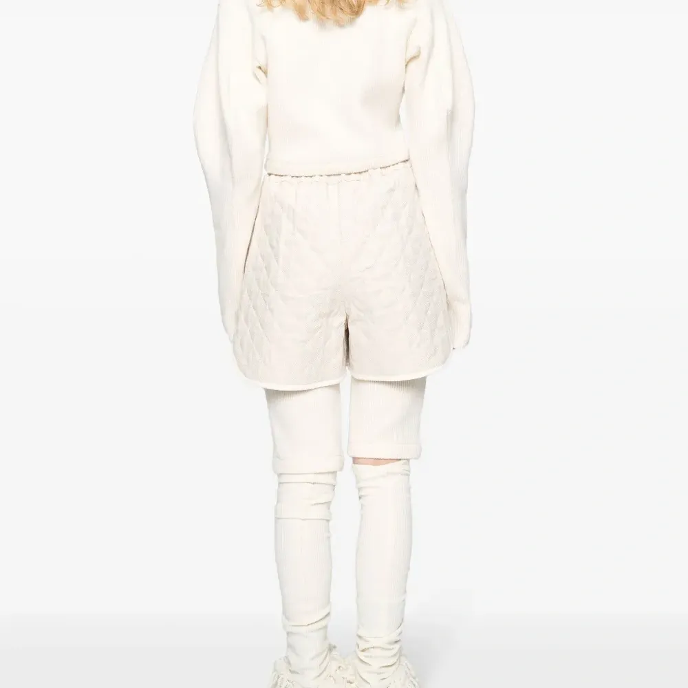 Укороченный топ