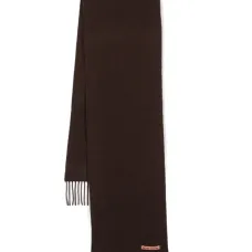 Шарф с нашивкой-логотипом