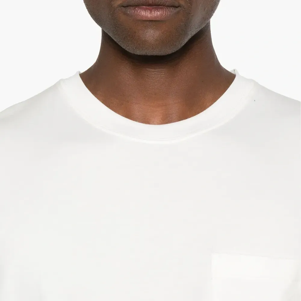 Футболка с накладным карманом Футболка с накладным карманом