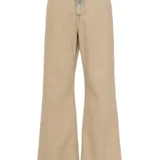 Широкие джинсы