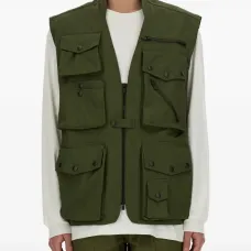 Жилет в стиле милитари