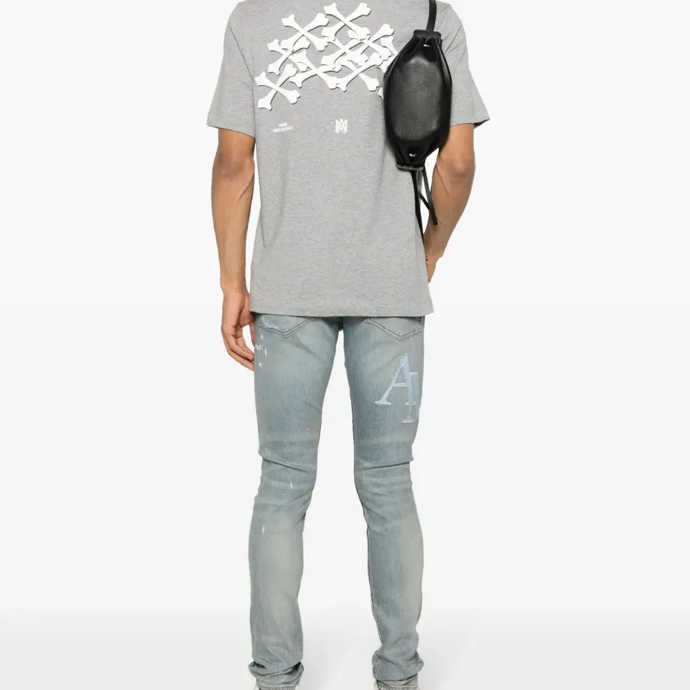 Футболка Bones Stacked Футболка Bones Stacked