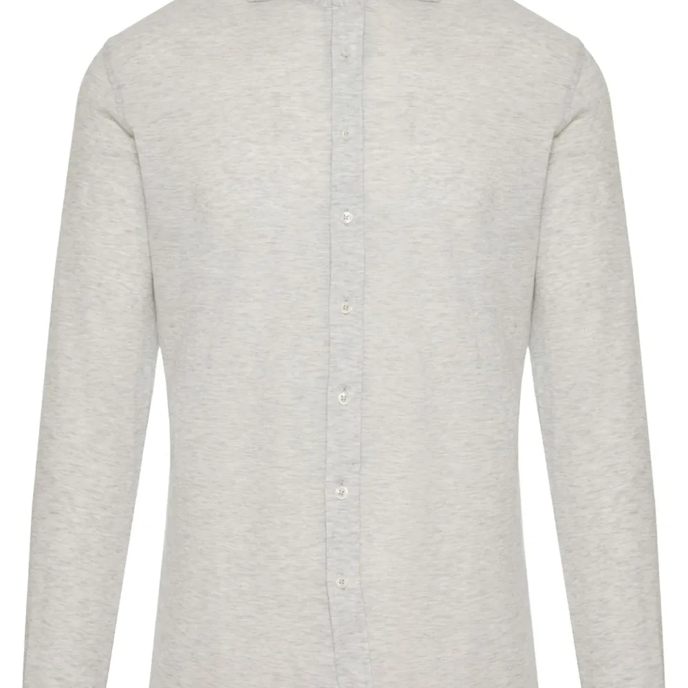 Рубашка на пуговицах