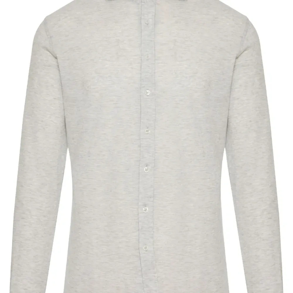 Рубашка на пуговицах