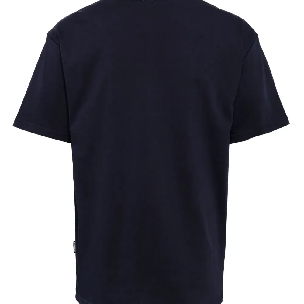 Футболка с логотипом