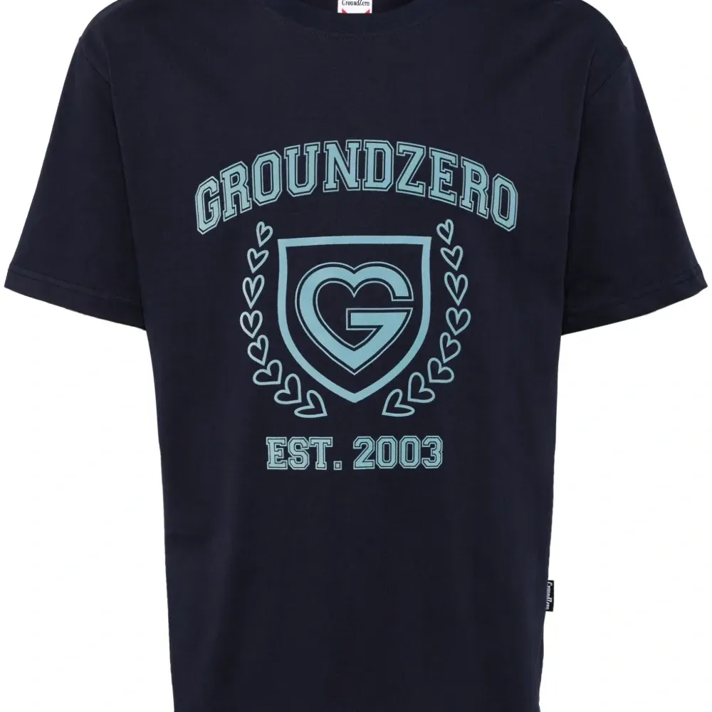 Футболка с логотипом