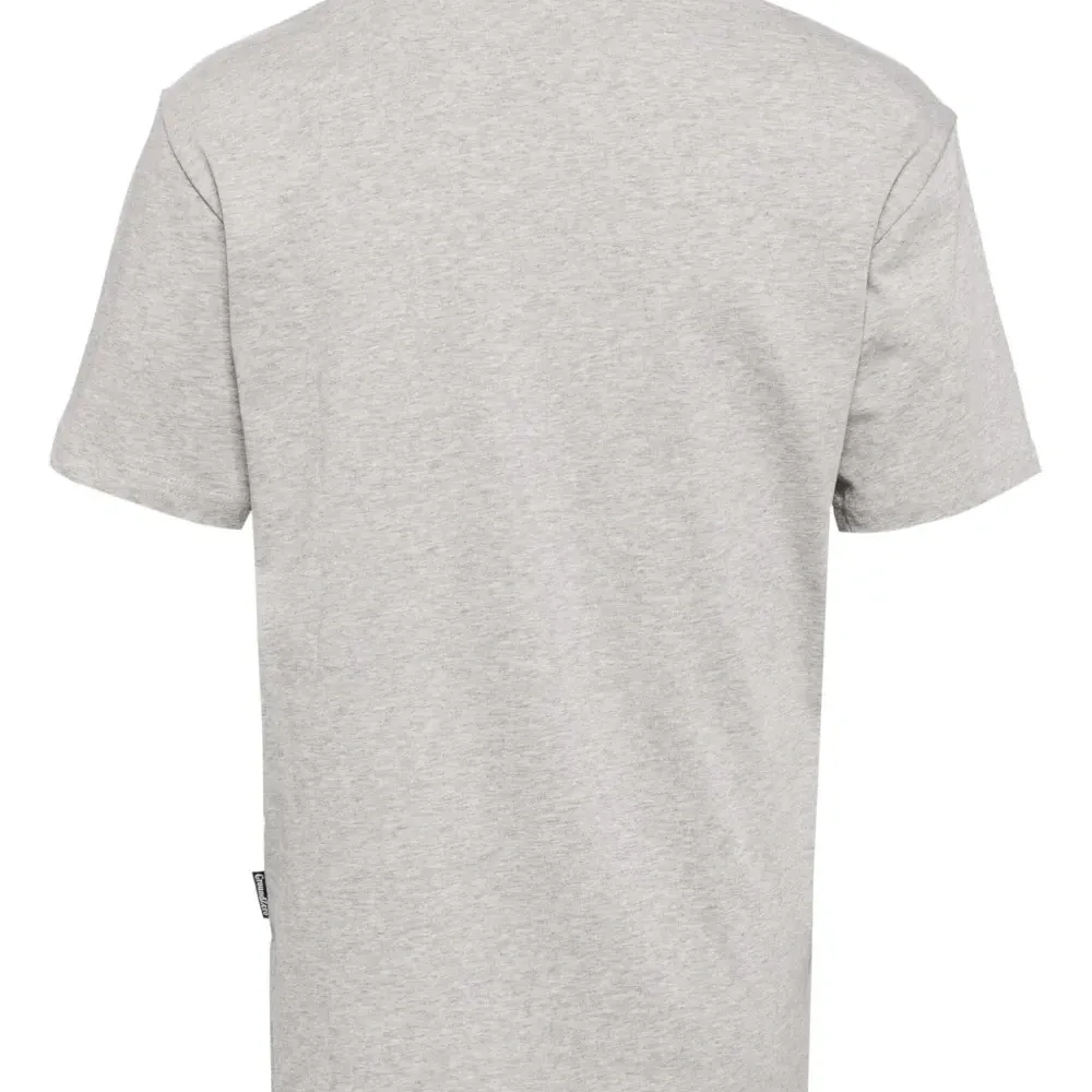 Футболка с логотипом