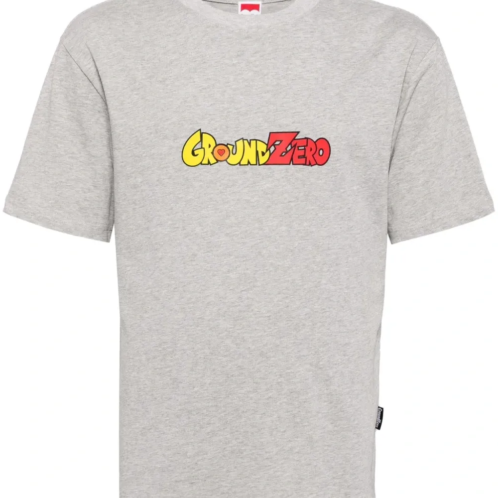 Футболка с логотипом