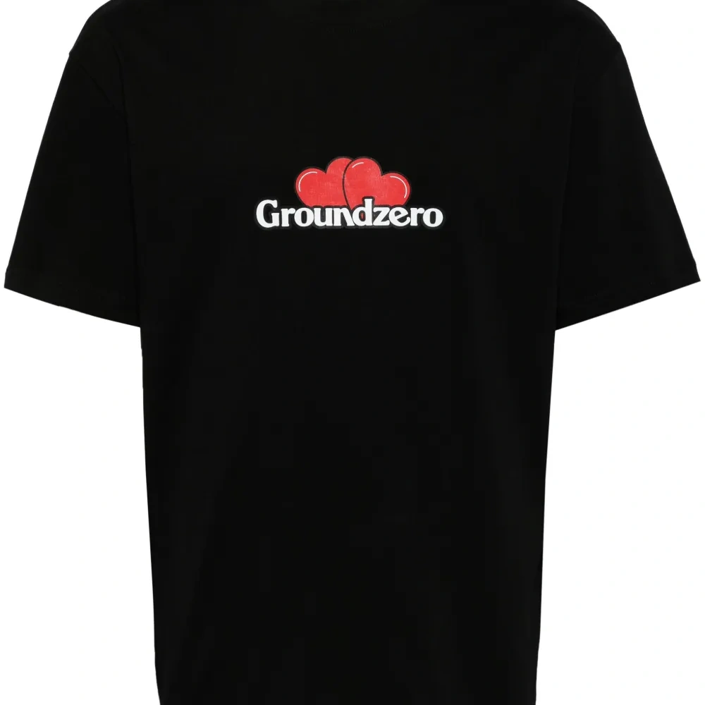 Футболка с логотипом