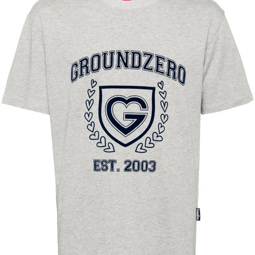 Футболка с логотипом