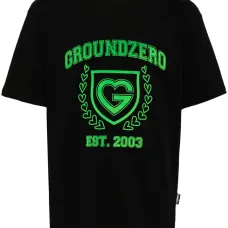 Футболка с логотипом