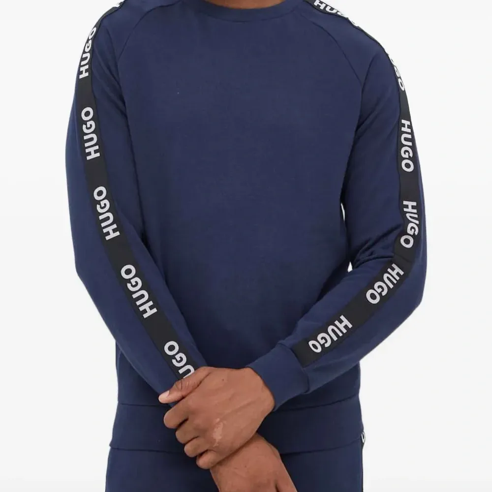 Свитшот с логотипной лентой