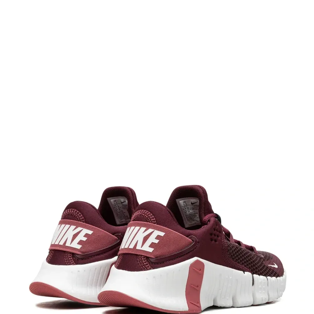 Кроссовки Free Metcon 4 Dark Beetroot