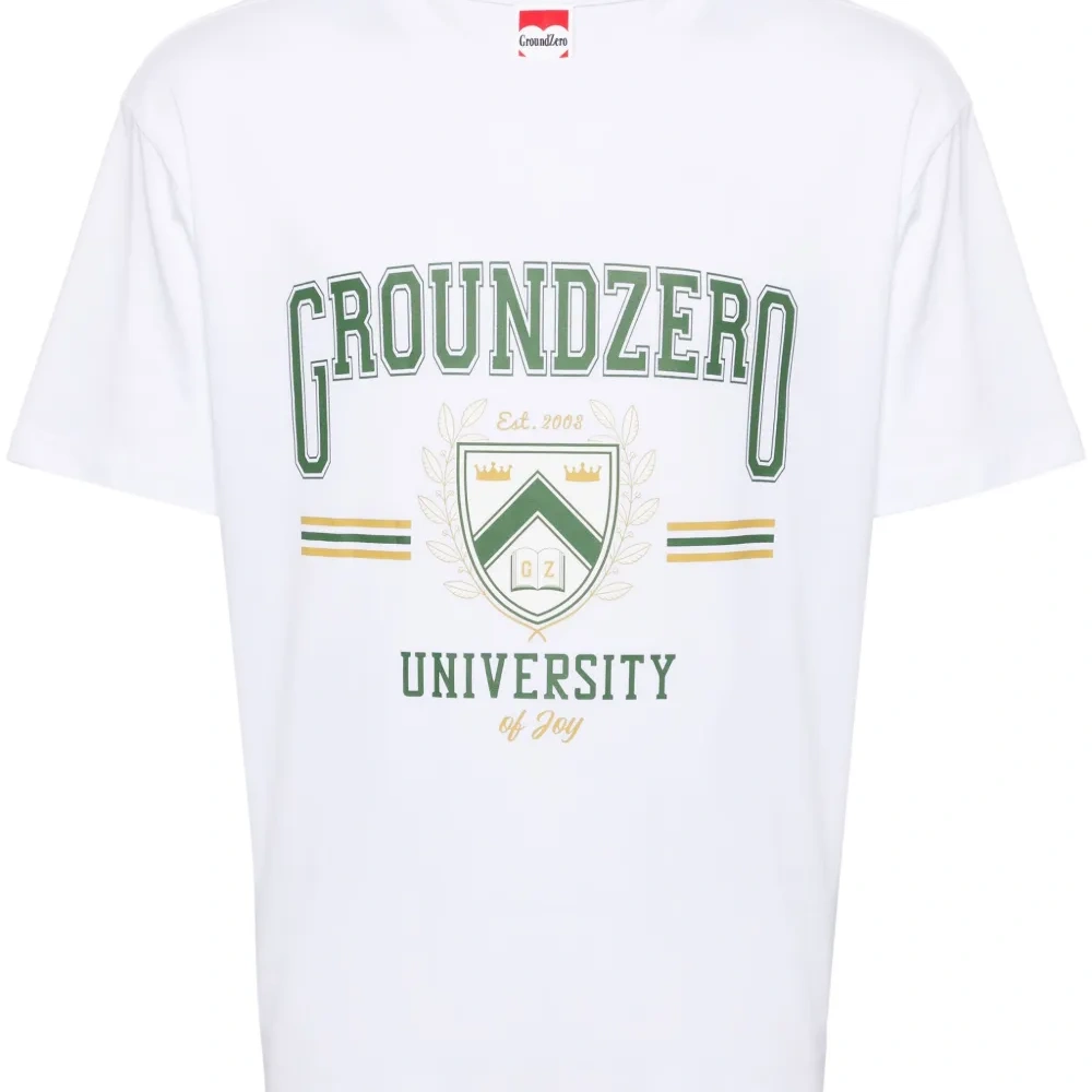 Футболка University с логотипом