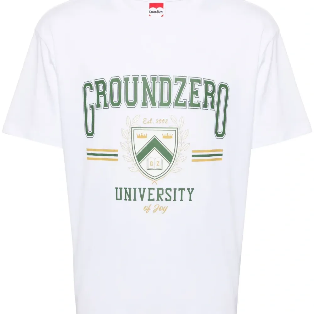 Футболка University с логотипом