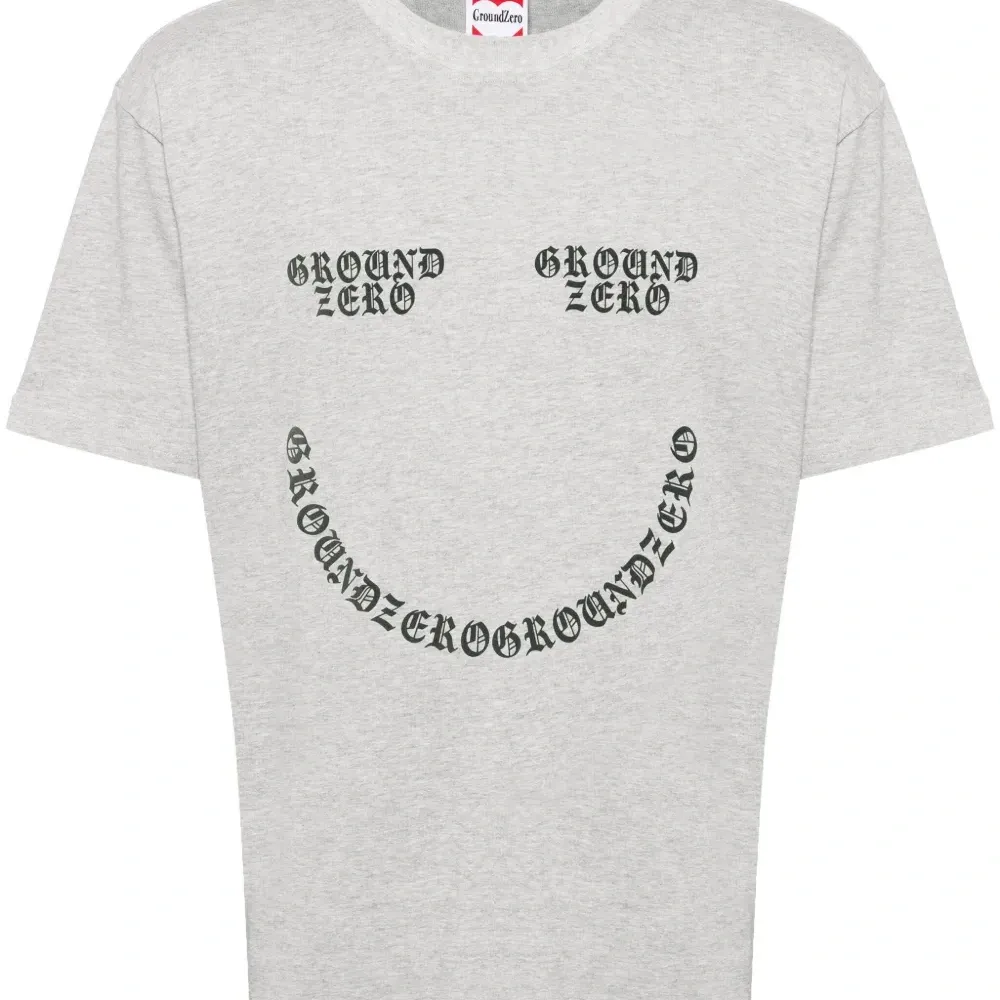 Футболка с логотипом Футболка с логотипом