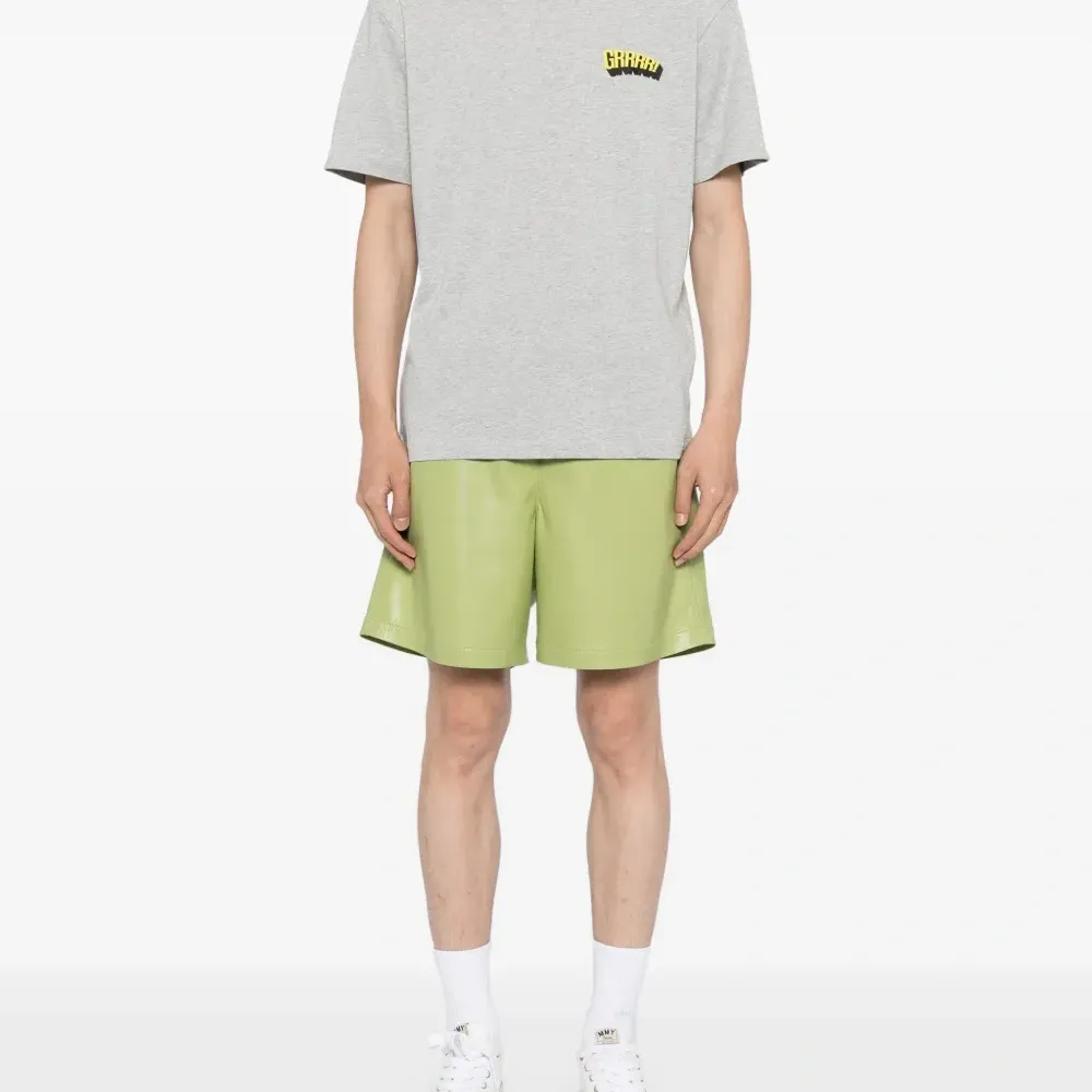 Футболка с надписью