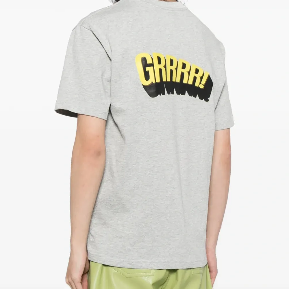 Футболка с надписью