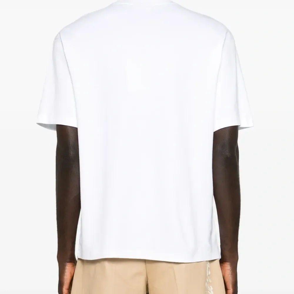 Футболка с надписью