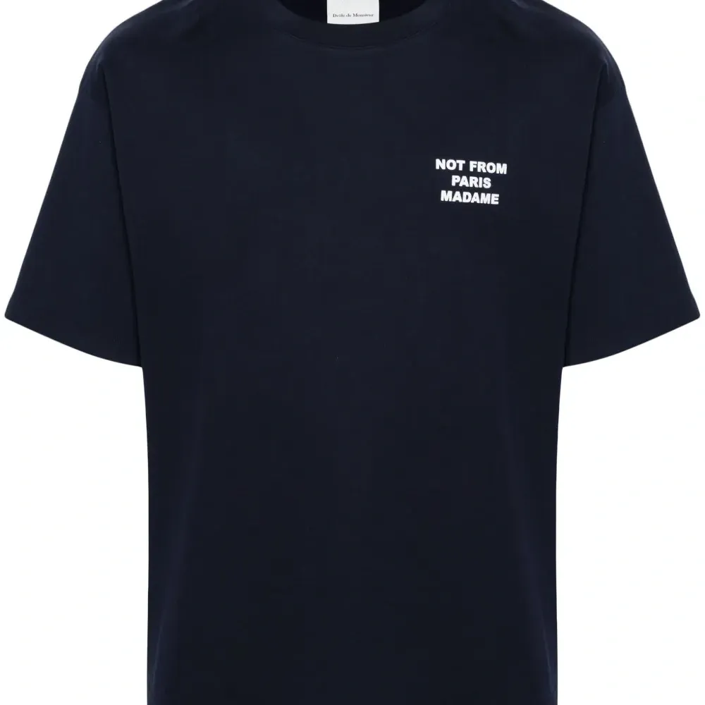 Футболка с надписью