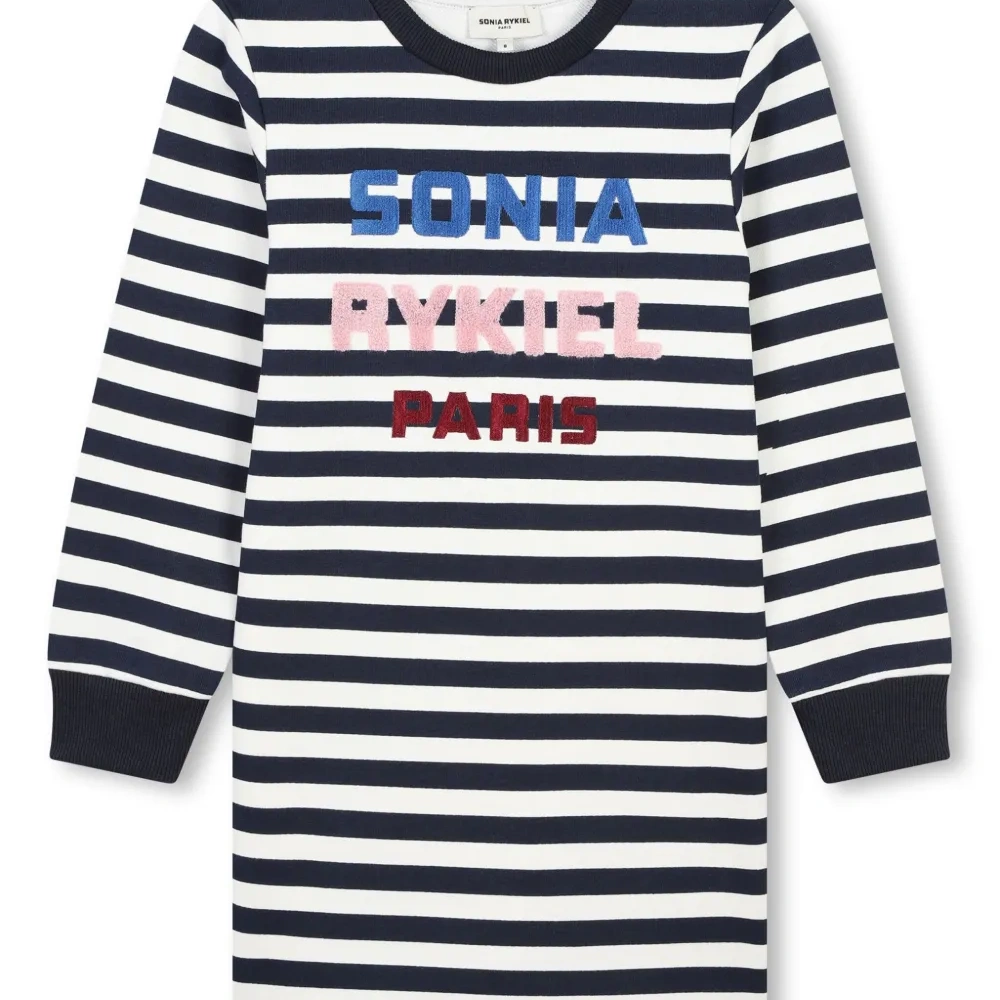 Полосатое платье с вышитым логотипом