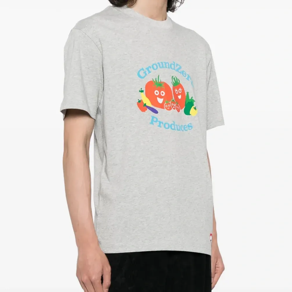 Футболка с графичным принтом