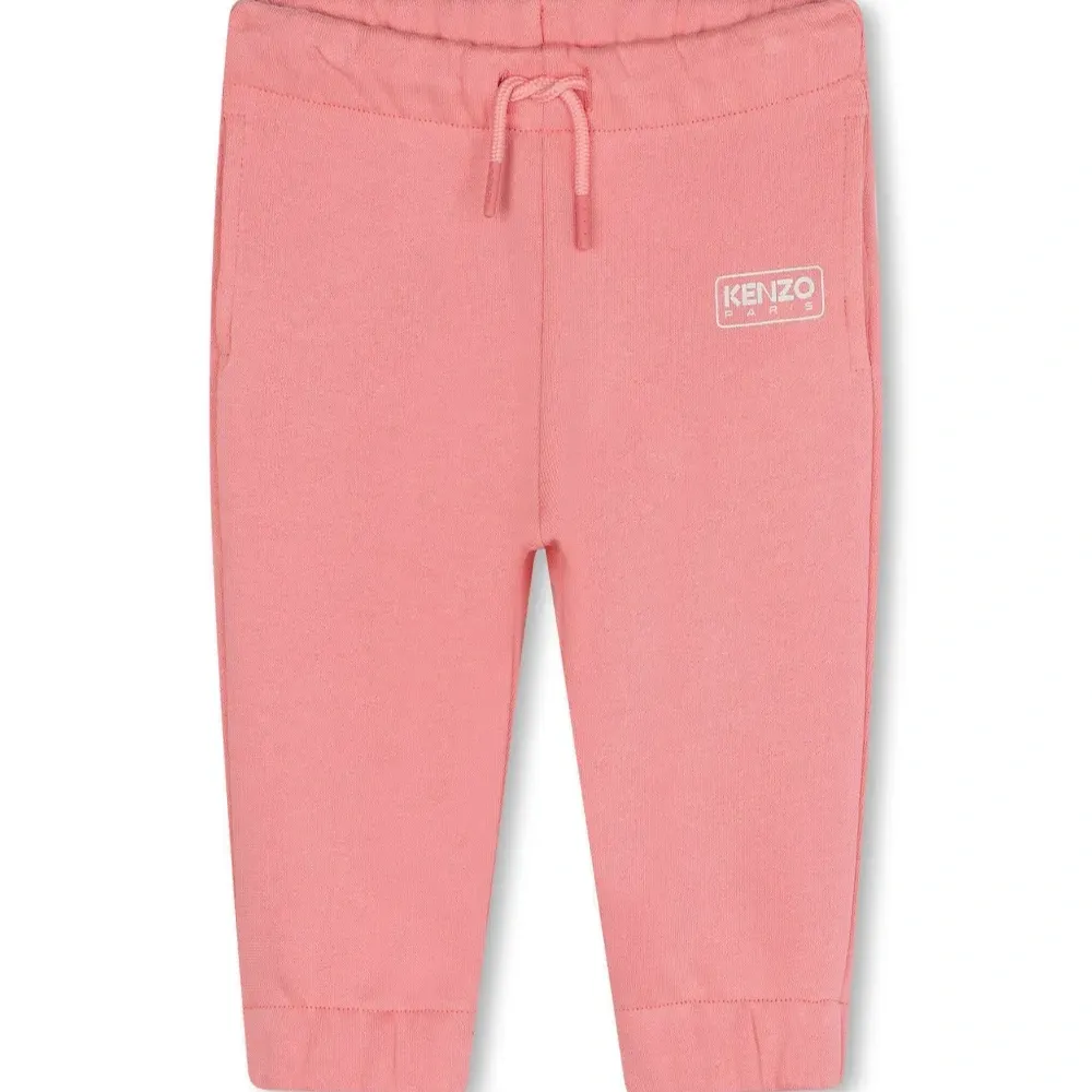 Спортивный костюм с логотипом