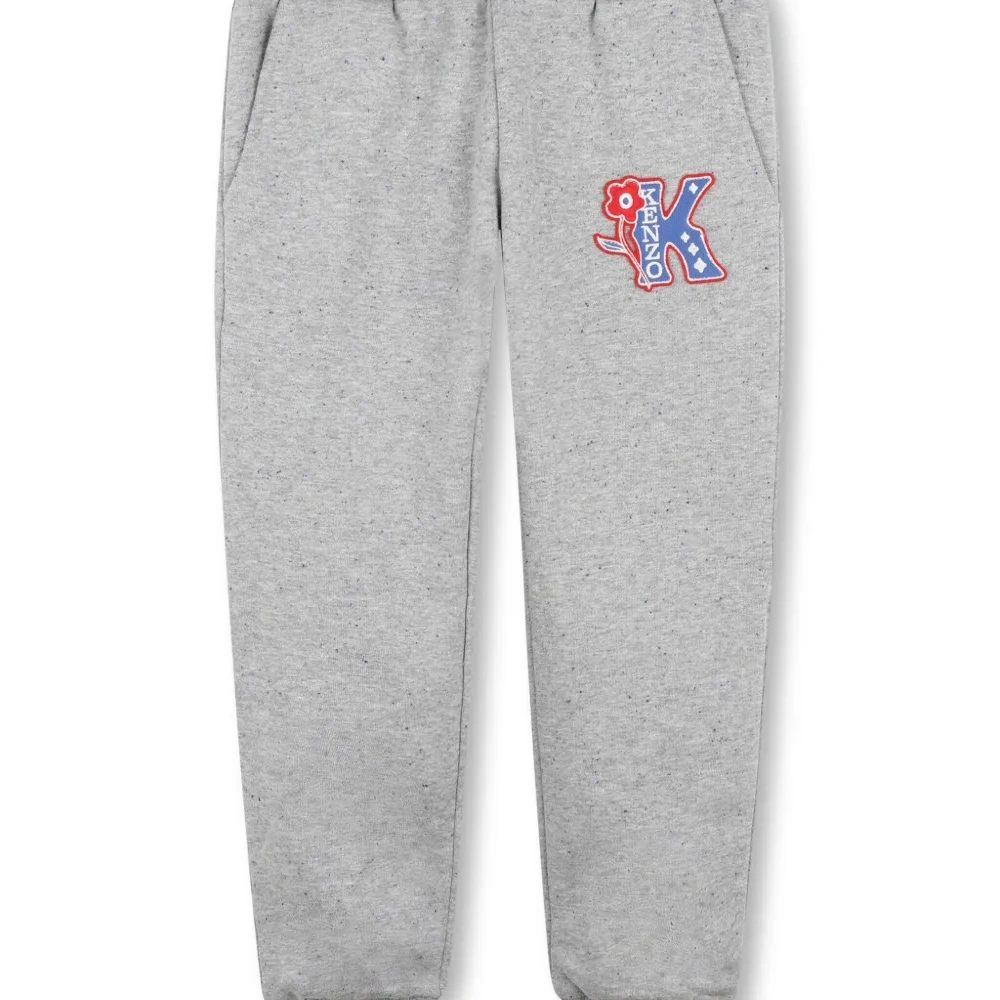 Спортивные брюки