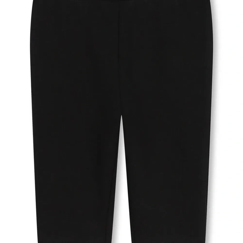 Комплект из футболки и легинсов