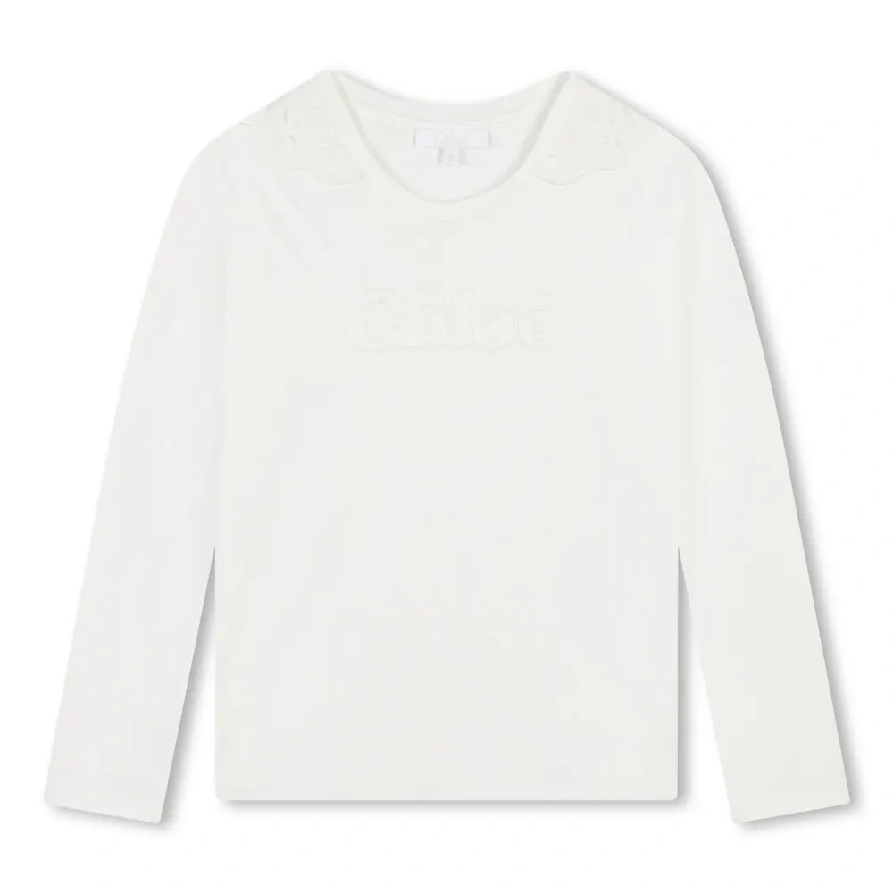 Футболка с вышитым логотипом