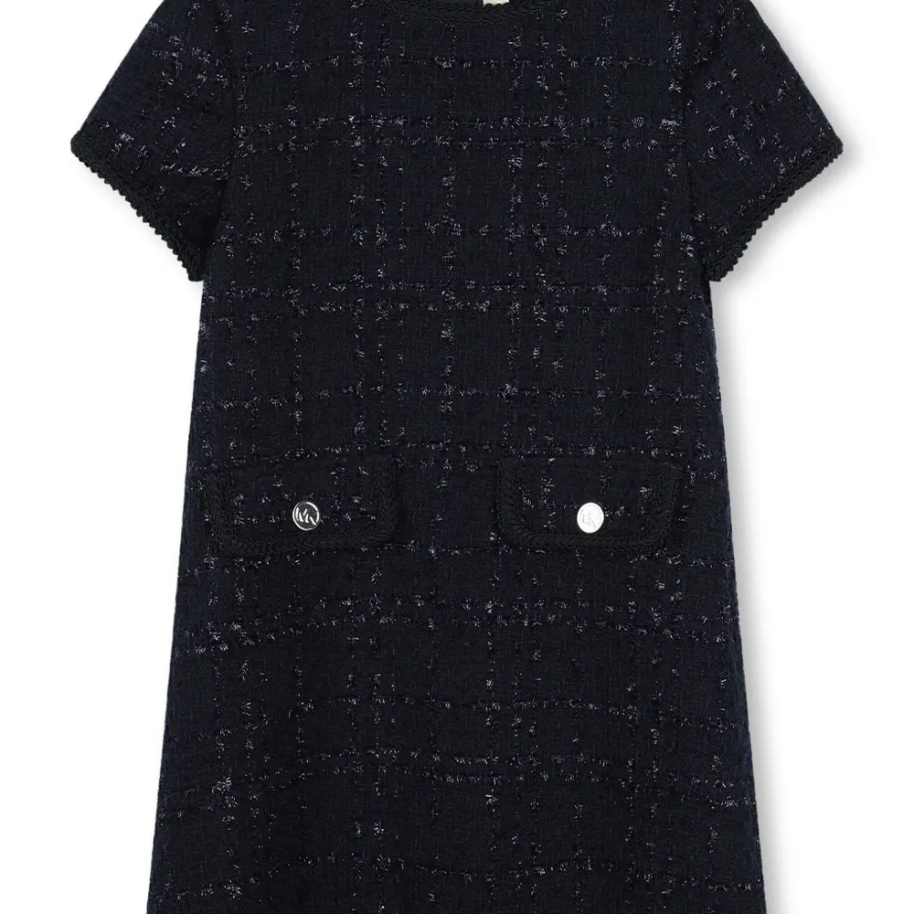 платье с короткими рукавами