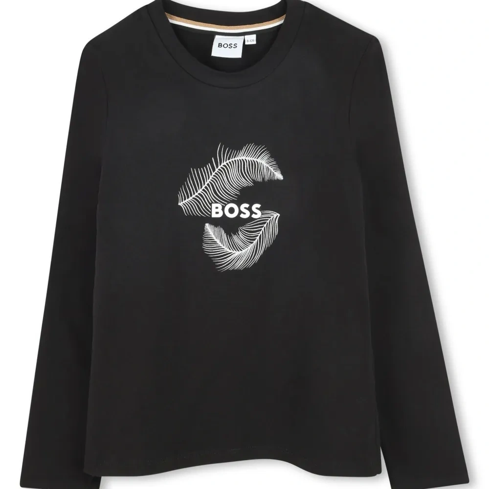 Футболка с логотипом