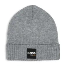 Шапка бини с нашивкой-логотипом