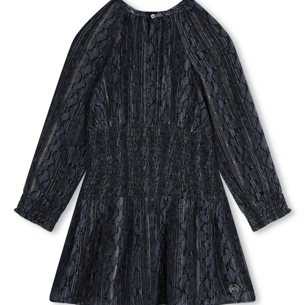 Платье со змеиным принтом