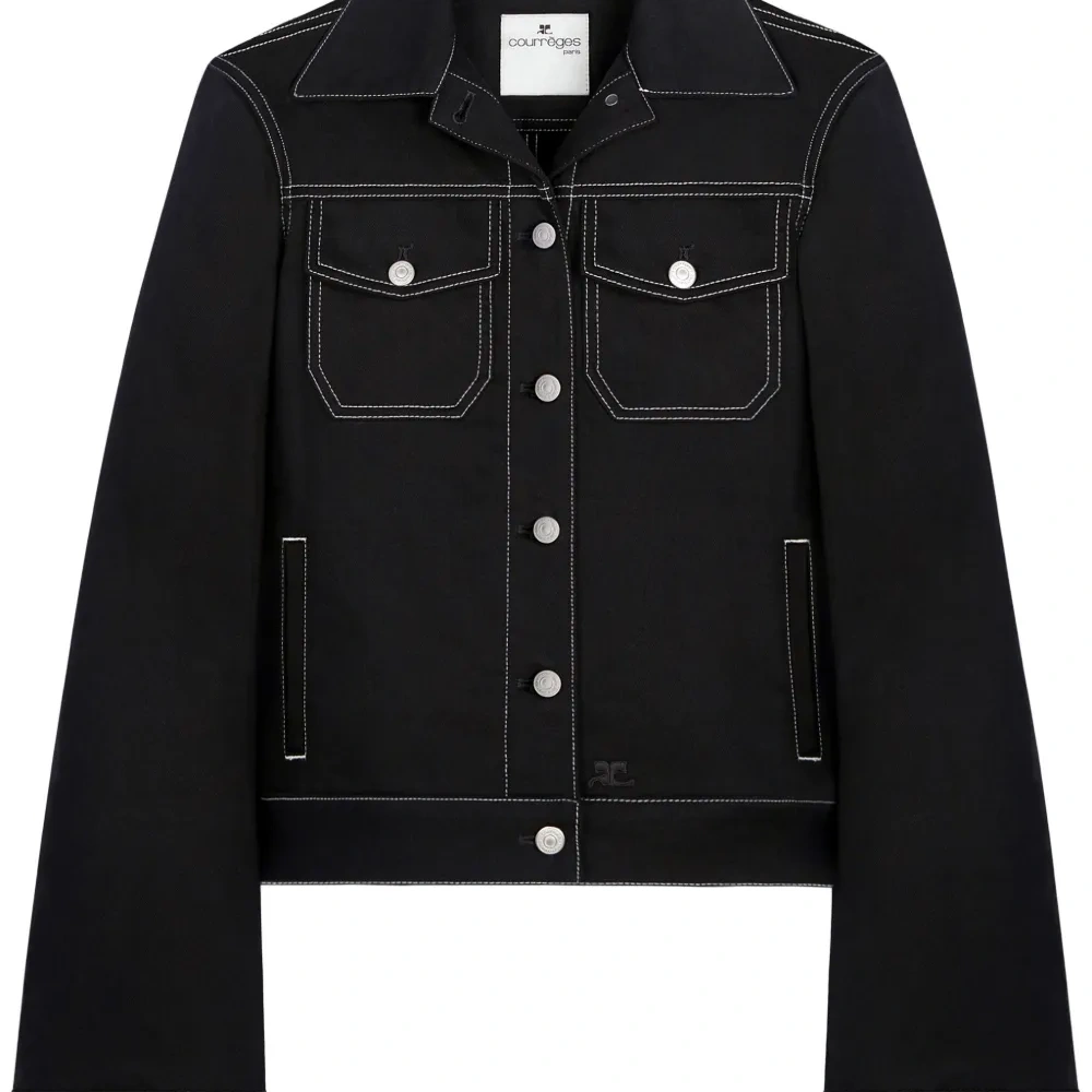 Джинсовая куртка с декоративной строчкой