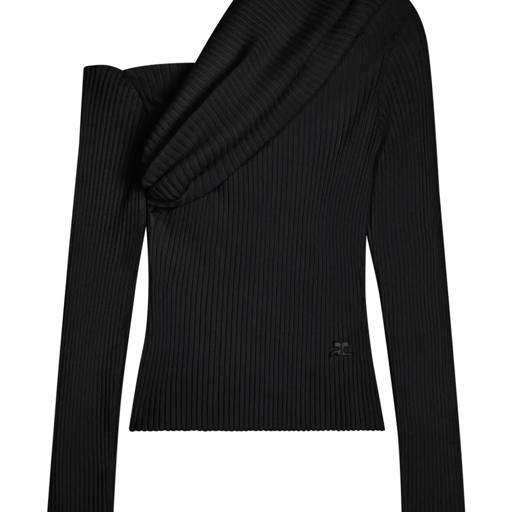 Джемпер с вышитым логотипом