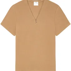 Футболка с вышитым логотипом