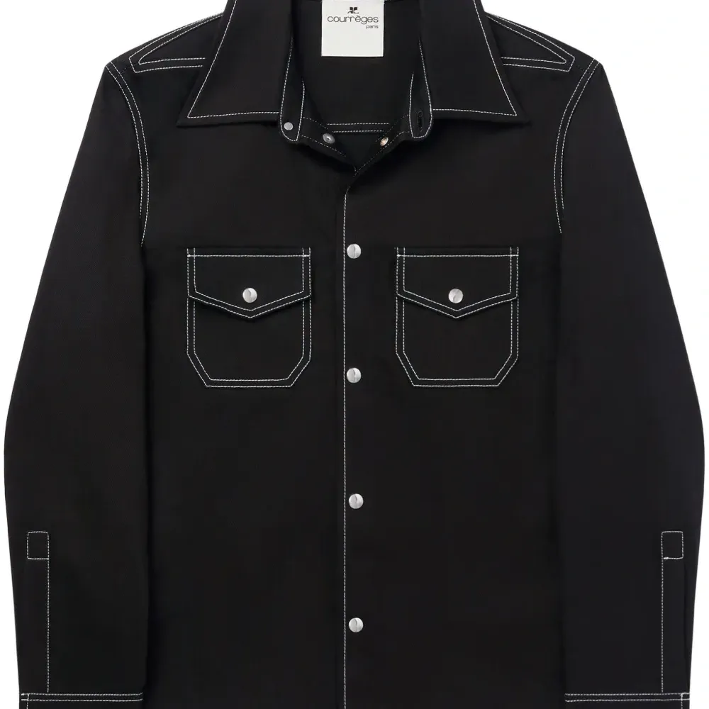 Джинсовая рубашка с декоративной строчкой